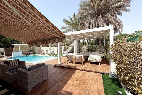 Huvila Meadows, Dubai, Arabiemiraatit 5 makuuhuonetta, 565 m2 № 685826 - kuva 28