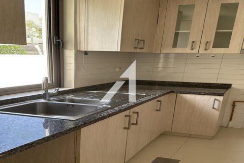 Vila v Reem, Dubai, SAE 3 spálne, 197 m2 č. 685827 - Fotografia 9