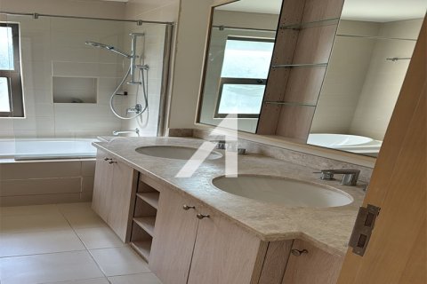 Vila v Reem, Dubai, SAE 3 spálne, 197 m2 č. 685827 - Fotografia 12