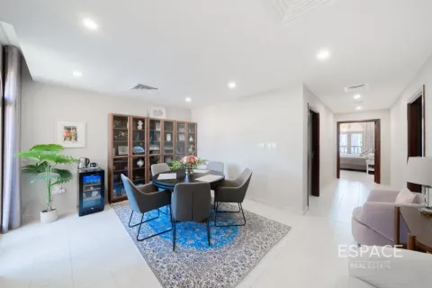 Müüa villa asukohaga Dubai Land, AÜE: 4 magamistoaga, 496 m² Nr 738046 - pilt 14