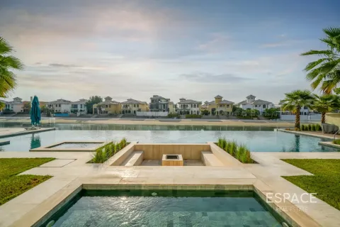 Vilë në Palm Jumeirah, Dubai, Emiratet e Bashkuara Arabe 5 dhoma gjumi, 836 m2. № 738047 - Foto 11