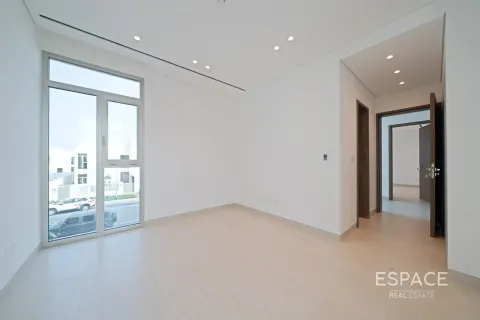 Müüa villa asukohaga Jumeirah Park, Dubai, AÜE: 5 magamistoaga, 555 m² Nr 738048 - pilt 14