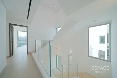 Müüa villa asukohaga Jumeirah Park, Dubai, AÜE: 5 magamistoaga, 555 m² Nr 738048 - pilt 12