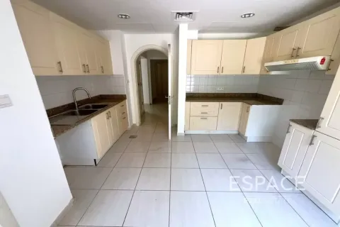 Villa in affitto a The Springs, Dubai, EAU 3 camere da letto, 209 mq. № 738304 - foto 2