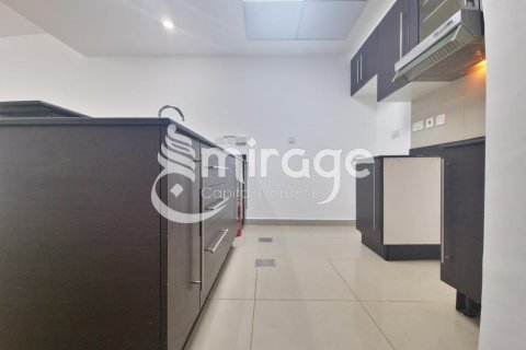 Řadový dům v Al Reef, Abu Dhabi, SAE 3 ložnice, 174.1 m² Č.: 596939 - fotografie 2