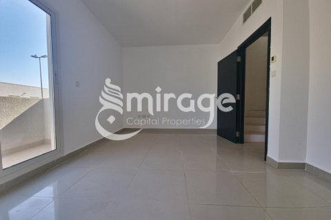 Řadový dům v Al Reef, Abu Dhabi, SAE 3 ložnice, 174.1 m² Č.: 596939 - fotografie 7
