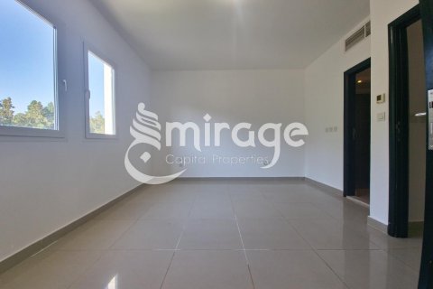 Řadový dům v Al Reef, Abu Dhabi, SAE 3 ložnice, 174.1 m² Č.: 596939 - fotografie 4