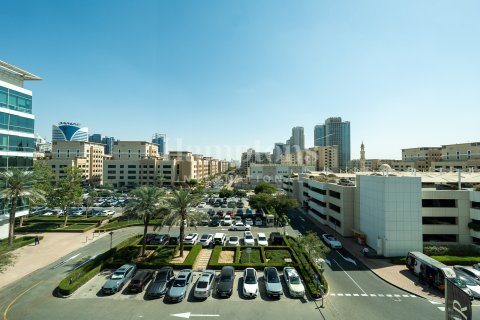 Kancelária v Sheikh Zayed Road, Dubai, SAE 252.51 m2 č. 694468