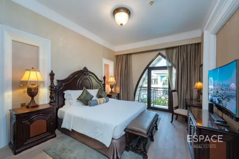 Vila u Palm Jumeirah, Dubai, UAE 4 spavaćih soba, 581 m2 Br. 738464 - fotografija 10