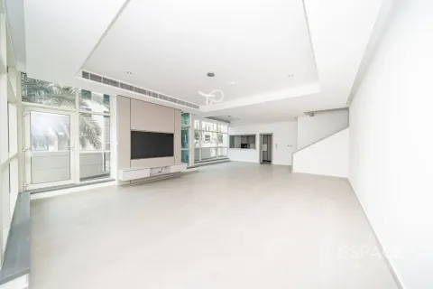 Apartman u Dubai Marina, UAE 3 spavaćih soba, 266 m2 Br. 738465 - fotografija 2