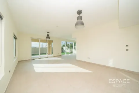 Villa in affitto a Jumeirah Park, Dubai, EAU 4 camere da letto, 455 mq. № 738467 - foto 3