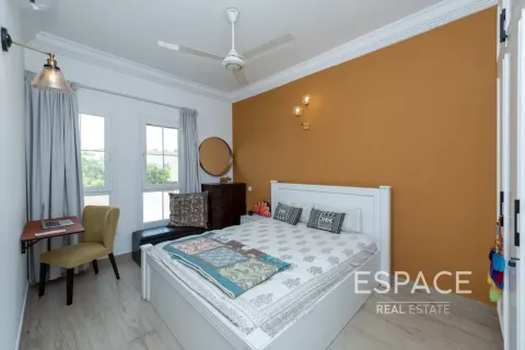 Villa para arrendamento em The Springs, Dubai, EAU 3 quartos, 227 m2 № 738463 - foto 9