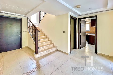 Vila v Jumeirah Park, Dubai, SAE 3 ložnice, 285 m² Č.: 586381 - fotografie 8