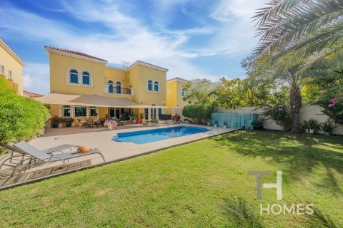 Vila v Jumeirah Park, Dubai, SAE 3 ložnice, 285 m² Č.: 586381 - fotografie 9