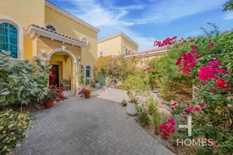 Vila v Jumeirah Park, Dubai, SAE 3 ložnice, 285 m² Č.: 586381 - fotografie 19