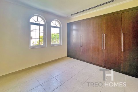 Vila v Jumeirah Park, Dubai, SAE 3 ložnice, 285 m² Č.: 586381 - fotografie 14