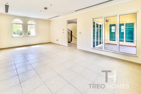Vila v Jumeirah Park, Dubai, SAE 3 ložnice, 285 m² Č.: 586381 - fotografie 4