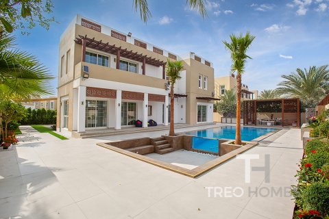 Mudon、Dubai、UAE にあるヴィラ販売中 5ベッドルーム、520 m2、No586378 - 写真 1