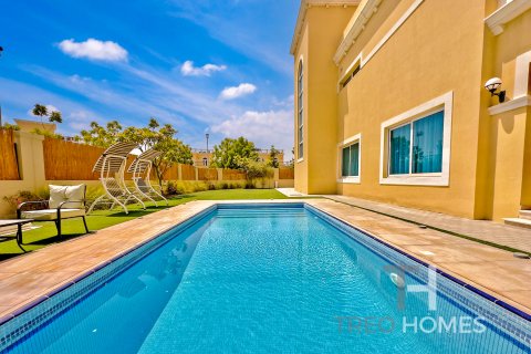 Vila v Jumeirah Park, Dubai, SAE 4 ložnice, 386 m² Č.: 586379 - fotografie 7