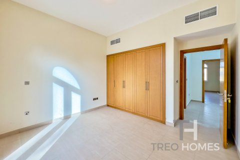 Vila v Jumeirah Park, Dubai, SAE 4 ložnice, 386 m² Č.: 586379 - fotografie 12