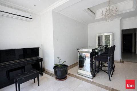 Villa para arrendamento em Jumeirah Islands, Dubai, EAU 4 quartos, 1002 m2 № 701340 - foto 14