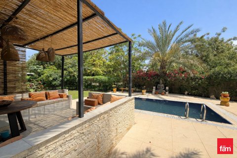Villa para arrendamento em Jumeirah Islands, Dubai, EAU 4 quartos, 1002 m2 № 701340 - foto 26