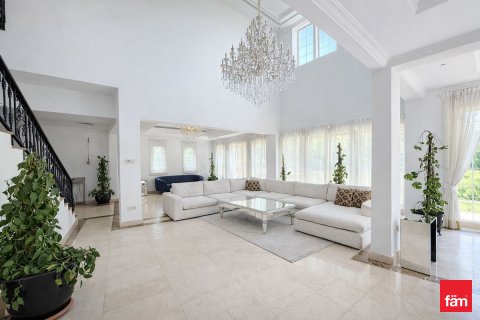 Villa para arrendamento em Jumeirah Islands, Dubai, EAU 4 quartos, 1002 m2 № 701340 - foto 8