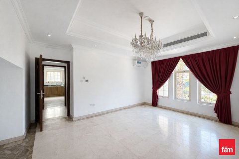 Villa para arrendamento em Jumeirah Islands, Dubai, EAU 4 quartos, 1002 m2 № 701340 - foto 11