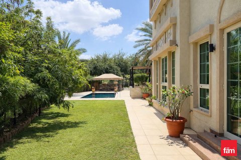 Villa para arrendamento em Jumeirah Islands, Dubai, EAU 4 quartos, 1002 m2 № 701340 - foto 28