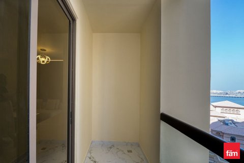 Apartment in Dubai, UAE 66.3 sq.m. № 695287 - photo 11