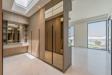 Vila u gradu Tilal Al Ghaf, Dubai, UAE 5 spavaće sobe, 527 m2 Br. 718627 - Slika 13