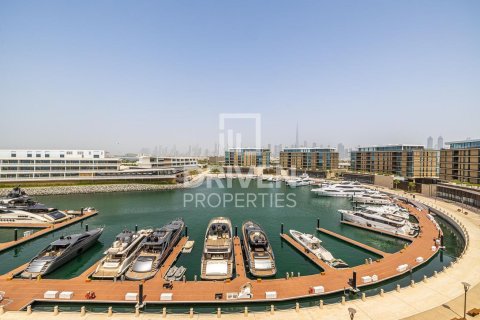 Apartament në Jumeirah, Dubai, Emiratet e Bashkuara Arabe 3 dhoma gjumi, 243 m2. № 654900 - Foto 29