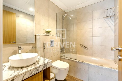 Apartment sa Business Bay, Dubai, UAE 2 silid-tulugan, 76 sq.m. № 655364 - larawan 11