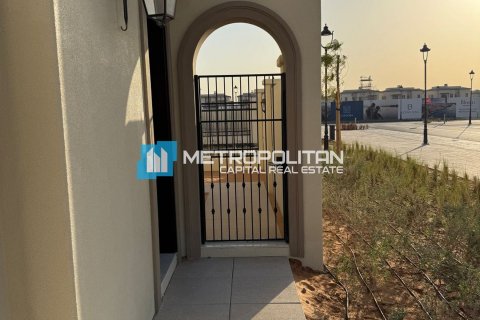 Townhouse in Khalifa City, Abu Dhabi, UAE 3 bedrooms, 171 sq.m. № 651781 - photo 16