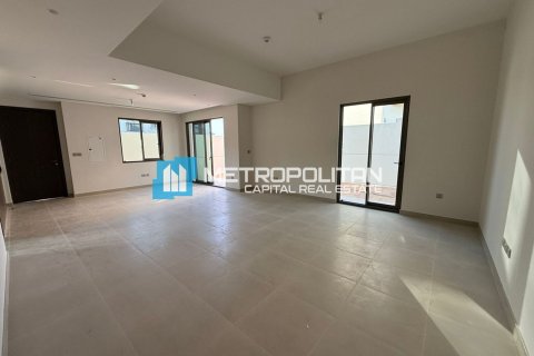 Townhouse in Khalifa City, Abu Dhabi, UAE 3 bedrooms, 171 sq.m. № 651781 - photo 6
