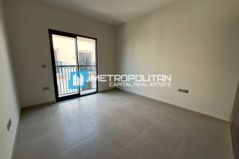 Townhouse in Khalifa City, Abu Dhabi, UAE 3 bedrooms, 171 sq.m. № 651781 - photo 10