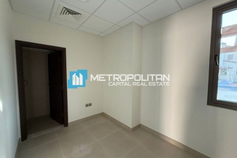Townhouse in Khalifa City, Abu Dhabi, UAE 3 bedrooms, 171 sq.m. № 651781 - photo 14