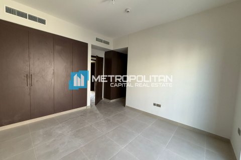 Townhouse in Khalifa City, Abu Dhabi, UAE 3 bedrooms, 171 sq.m. № 651781 - photo 12
