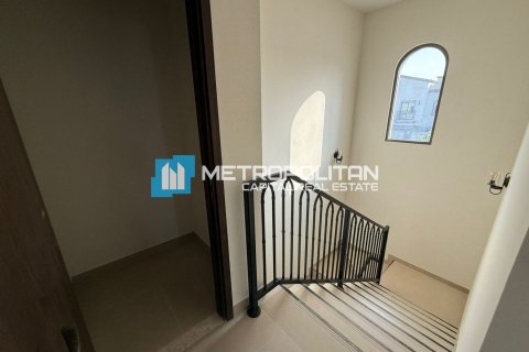 Townhouse in Khalifa City, Abu Dhabi, UAE 3 bedrooms, 171 sq.m. № 651781 - photo 8