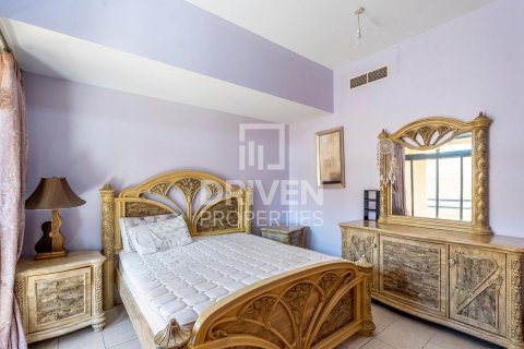Apartmen di Greens, Dubai, UAE 3 bilik tidur, 187 meter persegi № 603388 - foto 4