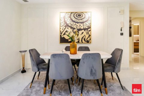 Dubai, संयुक्त अरब अमीरात में अपार्टमेंट, 2 बेडरूम, 120.3 वर्ग मीटर, संख्या 700044 - फ़ोटो 5