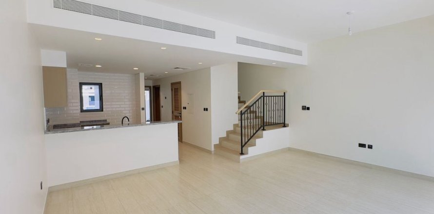 Adosado en Dubai, EAU 5 dormitorios, 144.1 m² № 700046