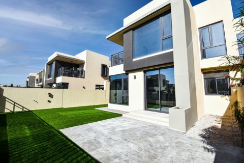 Vila u gradu Dubai Hills Estate, UAE 4 spavaće sobe, 194.6 m2 Br. 670085 - Slika 1