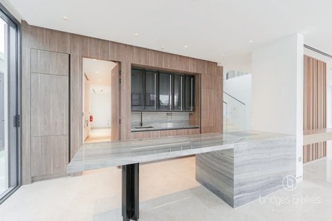 Villa en alquiler en Dubai, EAU 6 dormitorios, 860.5 m2 № 670091 - foto 11