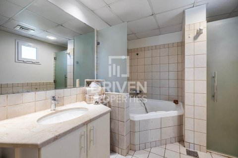Vilë në Meadows, Dubai, Emiratet e Bashkuara Arabe 4 dhoma gjumi, 559 m2. № 603682 - Foto 24