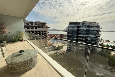 Apartment in Palm Jumeirah, Dubai, UAE 2 bedrooms, 137 sq.m. № 611347 - photo 12