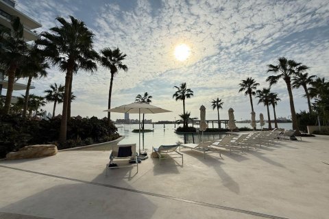 Apartment in Palm Jumeirah, Dubai, UAE 2 bedrooms, 137 sq.m. № 611347 - photo 17