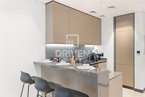 Apartament në Business Bay, Dubai, Emiratet e Bashkuara Arabe 1 dhomë gjumi, 60 m2. № 654338 - Foto 11