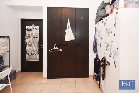 Lägenhet till försäljning i Dubai Land, Dubai, UAE 2 sovrum, 94 kvm Nr. 704287 - fotografi 14