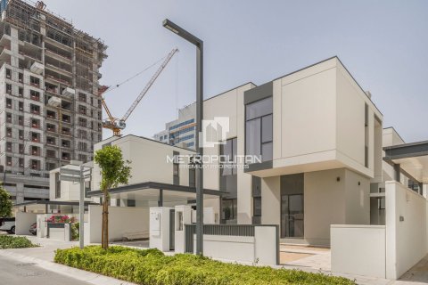 Vilë në Al Furjan, Dubai, Emiratet e Bashkuara Arabe 4 dhoma gjumi, 279 m2. № 592745 - Foto 3